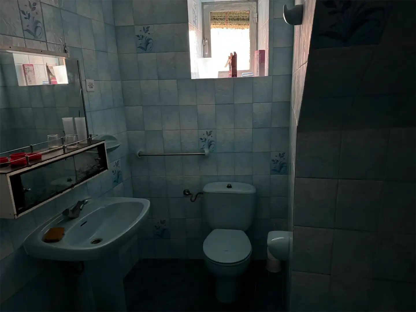 Casa adosada en venta en Calle Granada, 66, Albuñol Baño de Casa adosada en venta en Albuñol