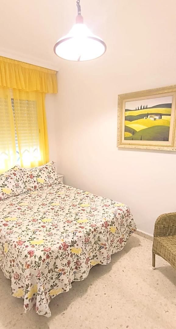Dormitori de Casa adosada per a compartir en Algeciras amb Aire condicionat, Calefacció i Terrassa