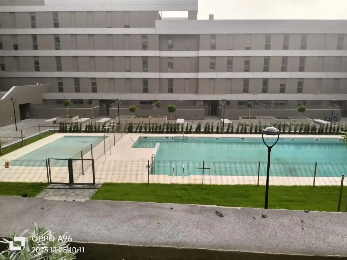 Schwimmbecken von Wohnung zum Verkauf in Tomares mit Klimaanlage, Terrasse und Schwimmbad