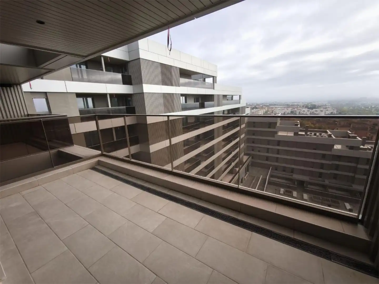 Terrasse von Wohnung zum Verkauf in Tomares mit Klimaanlage, Terrasse und Schwimmbad