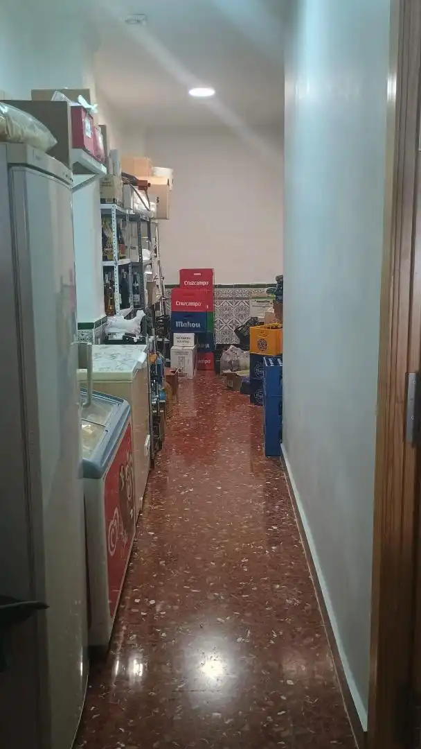 Local en traspas en Loja amb Aire condicionat