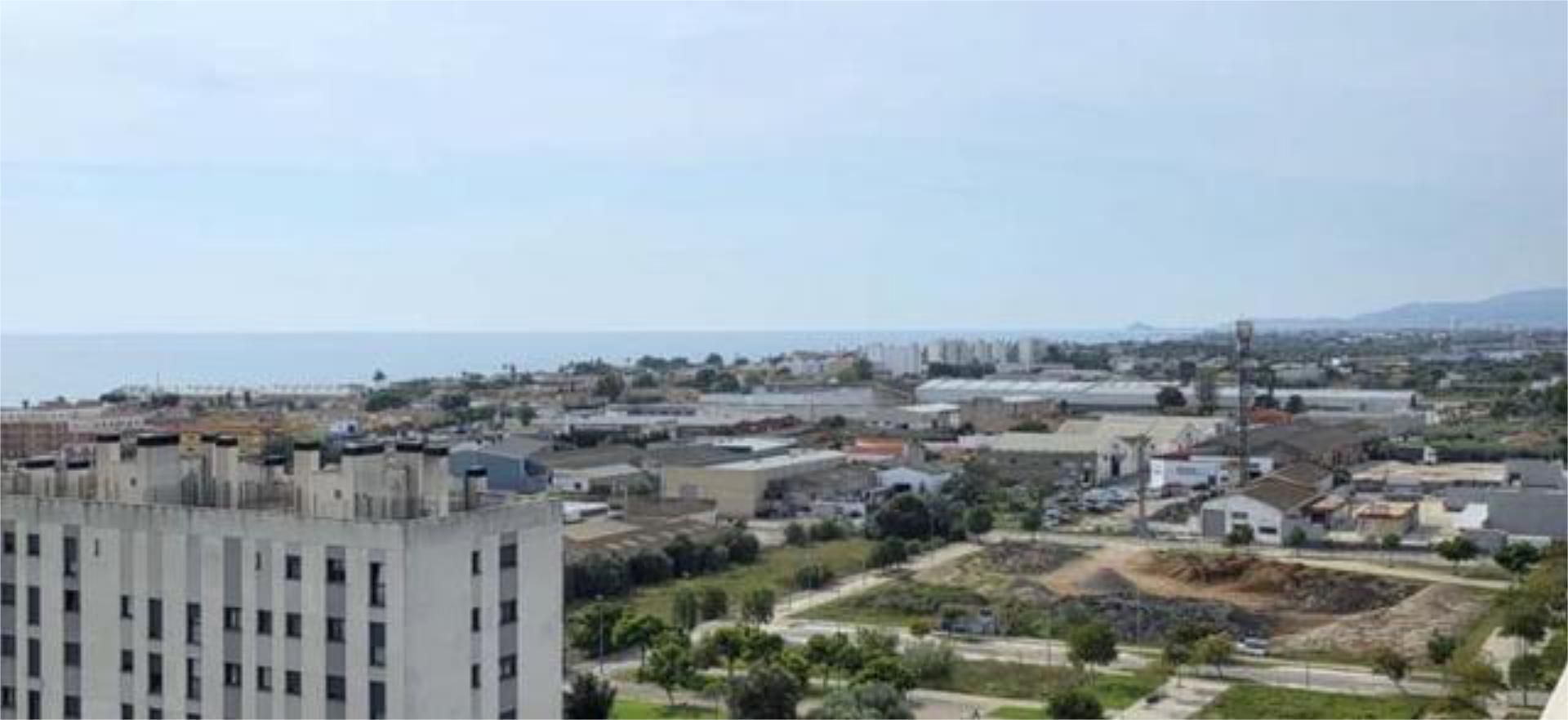 Pis en venda a Centro Comercial - Capsades - Hospital Vista exterior de Pis en venda en Vinaròs amb Calefacció, Terrassa i Traster