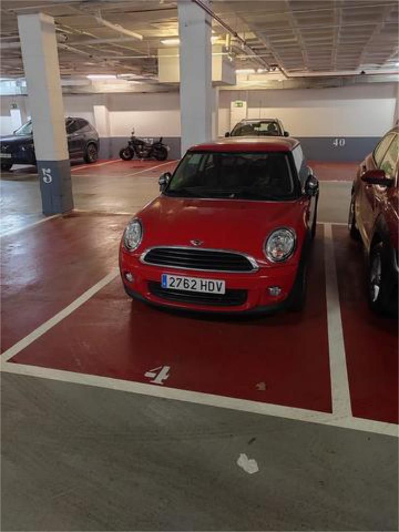 Parking of Garage for rent in  Madrid Capital