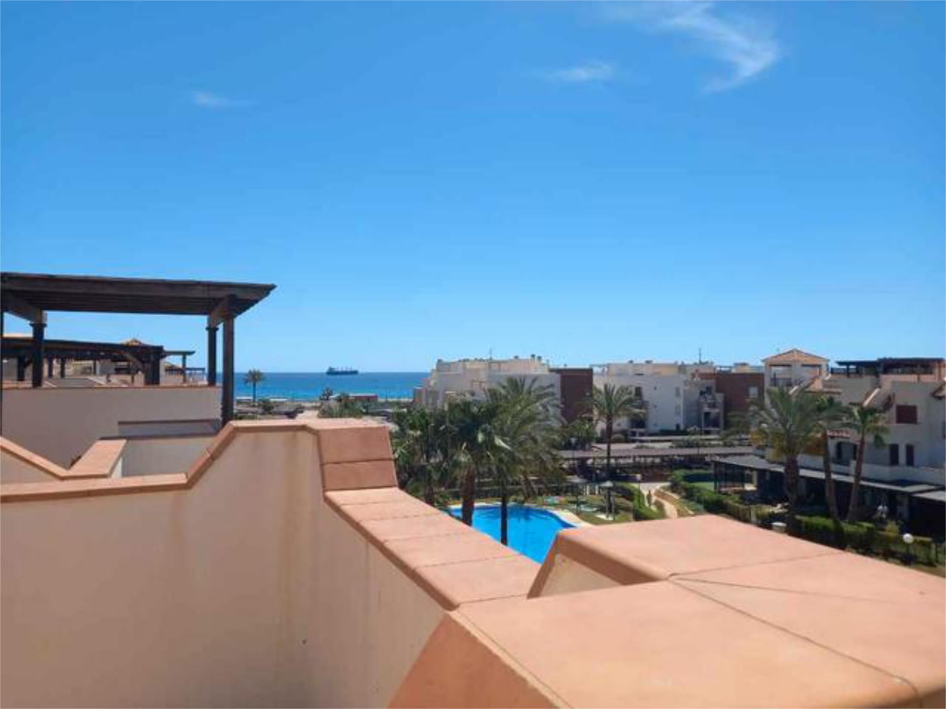 Vista exterior de Àtic en venda en Vera amb Terrassa i Piscina