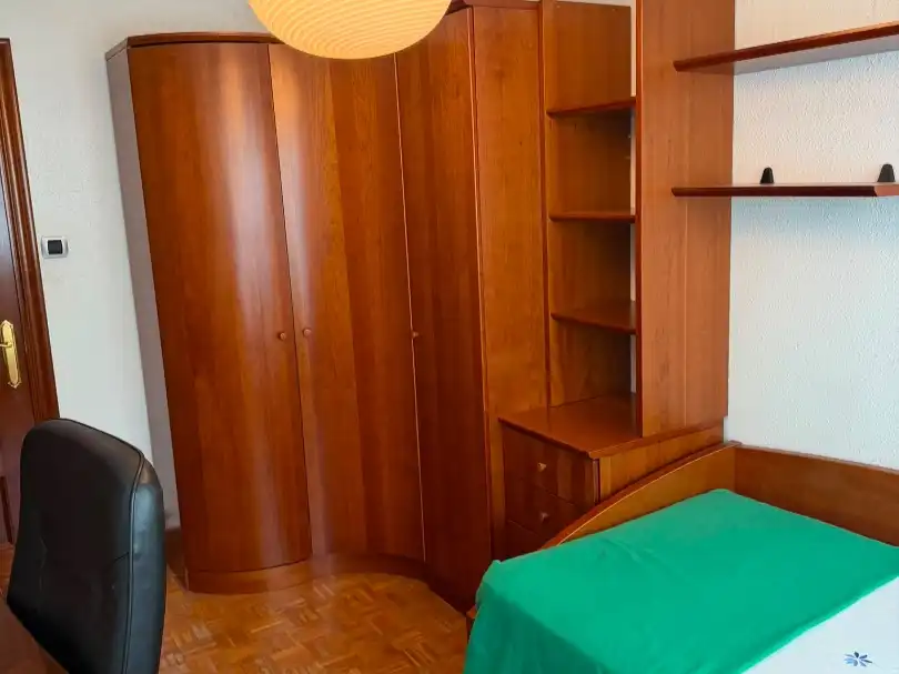 Habitación en Vianako Printzearen Kalea, 3, Matiko - Ciudad Jardín Habitación de Piso para compartir en Bilbao con Calefacción, Parquet y Amueblado