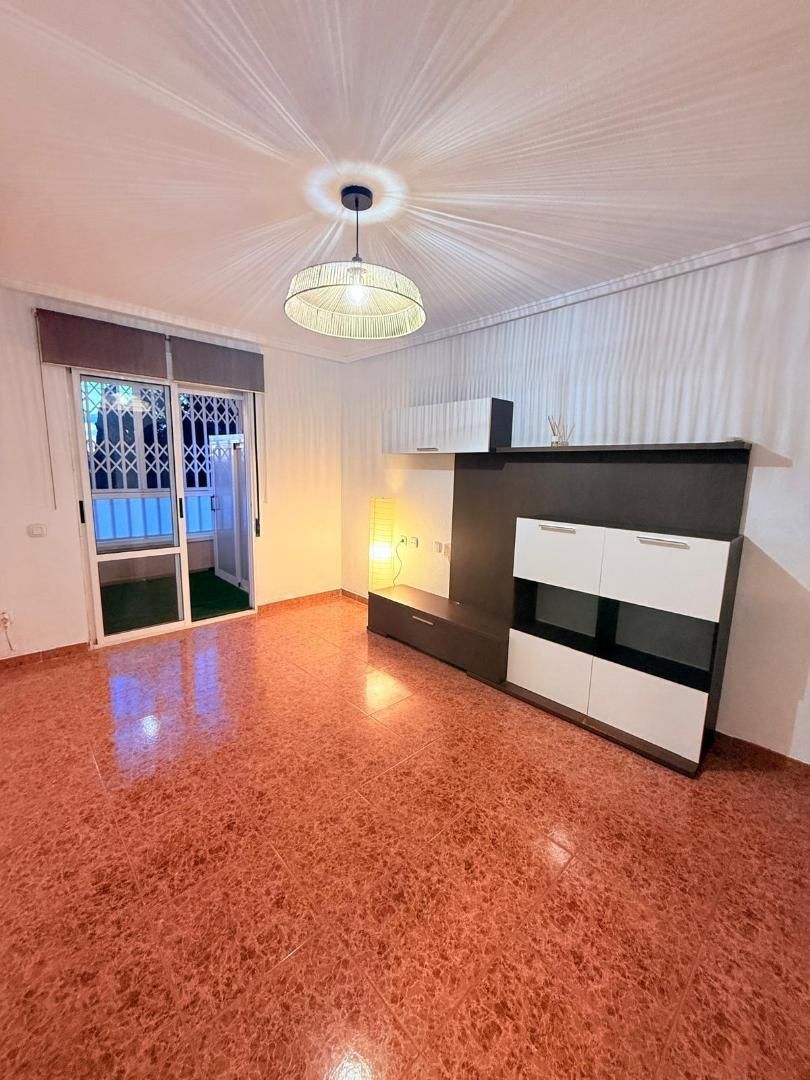 Pis en venda en Torrevieja amb Aire condicionat i Balcó