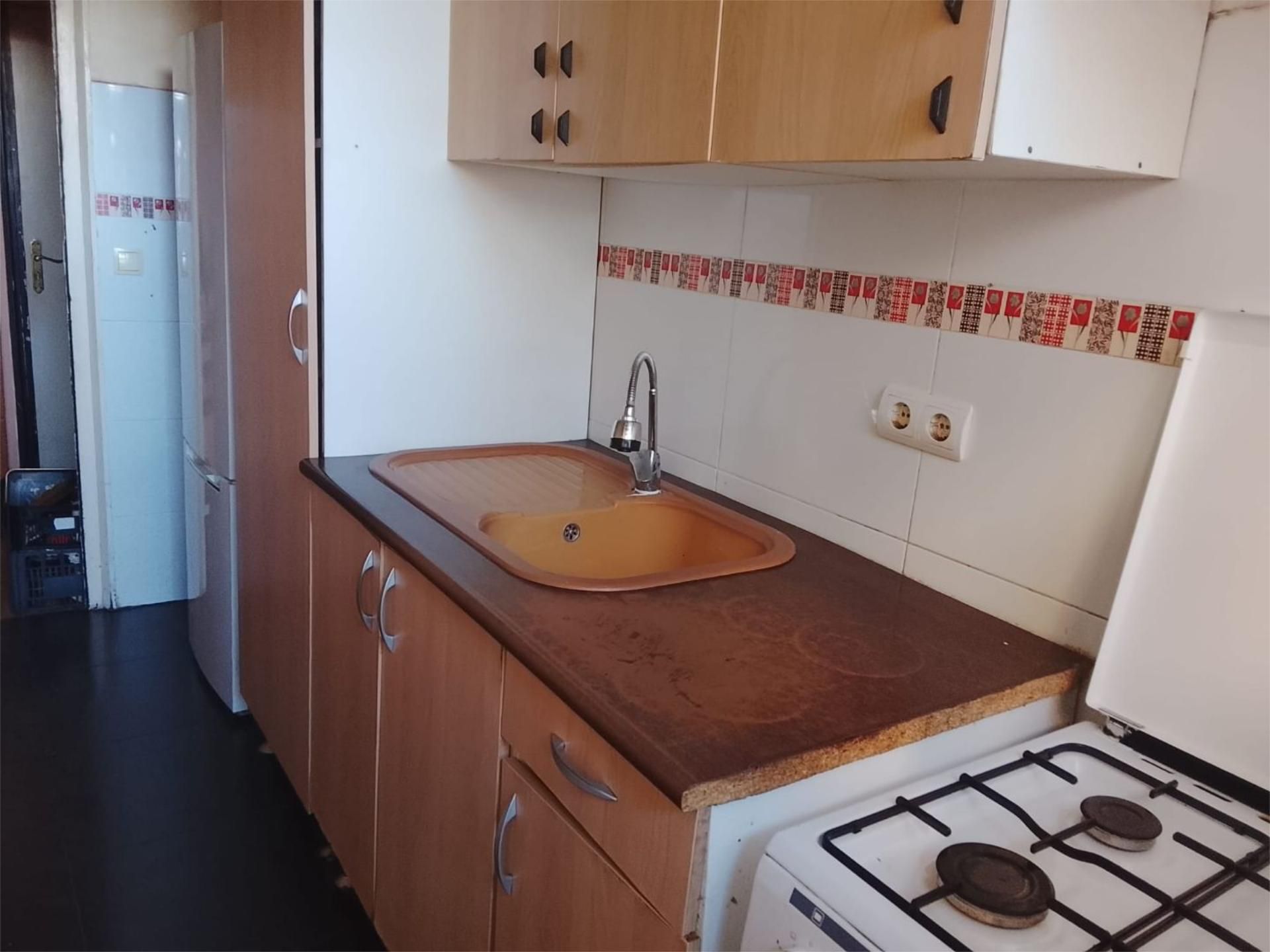 Kitchen of Flat to rent in El Vendrell  with Furnished and Balcony