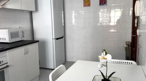 Foto 4 de Piso de alquiler en Calle Tenderina Baja, 204, Cerdeño - El Palais - Mercadín, Oviedo