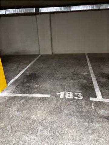 Garaje en Alquiler en Sta. Aurelia - Cantábrico - Atlàntico - La Romería