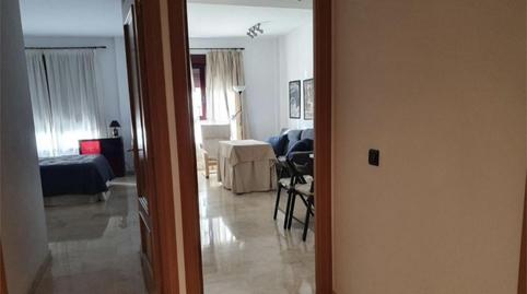 Foto 4 de Apartamento de alquiler en Calle Almendralejo, 8