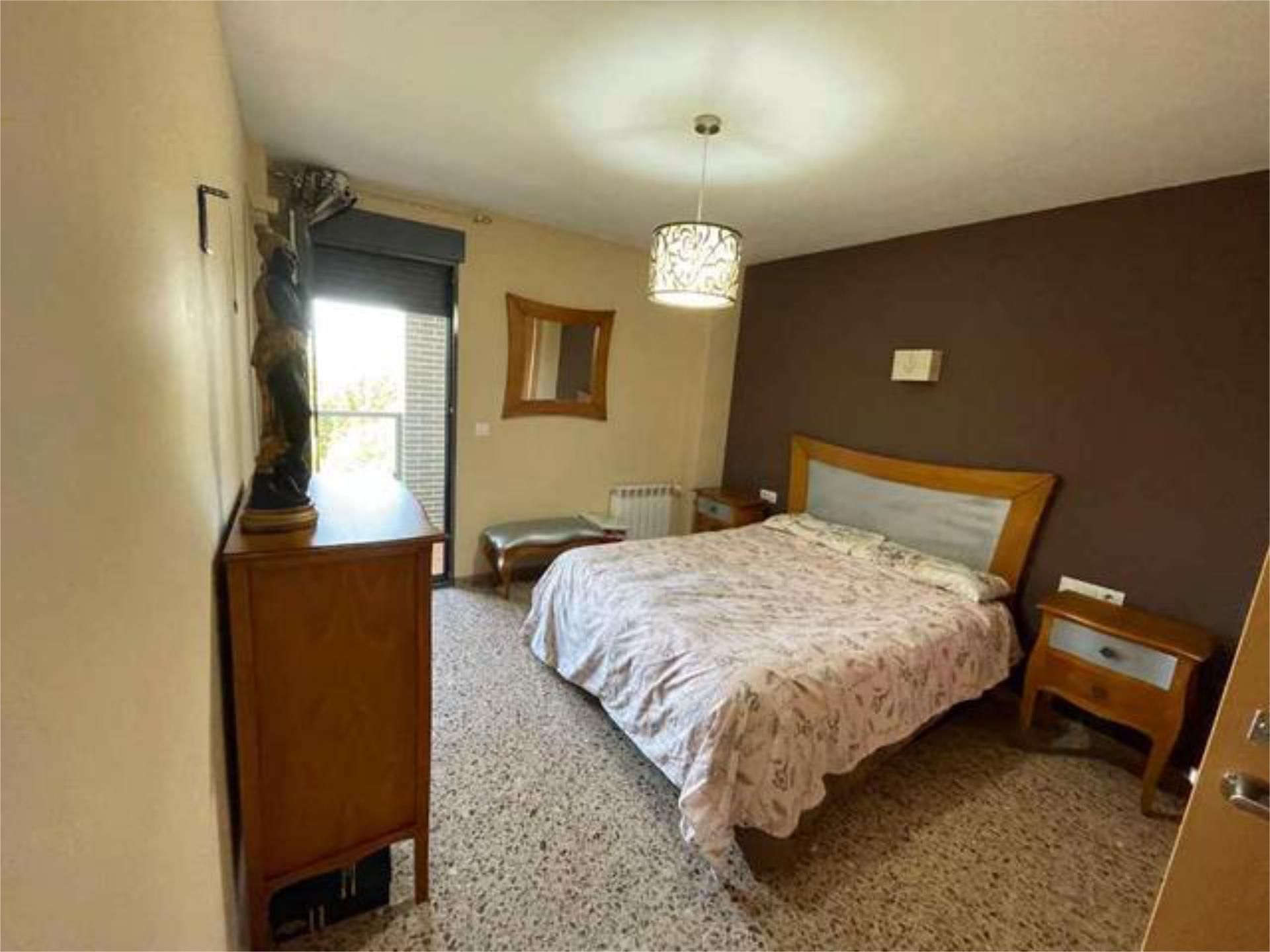 Dormitori de Pis en venda en  Albacete Capital amb Calefacció, Jardí privat i Terrassa