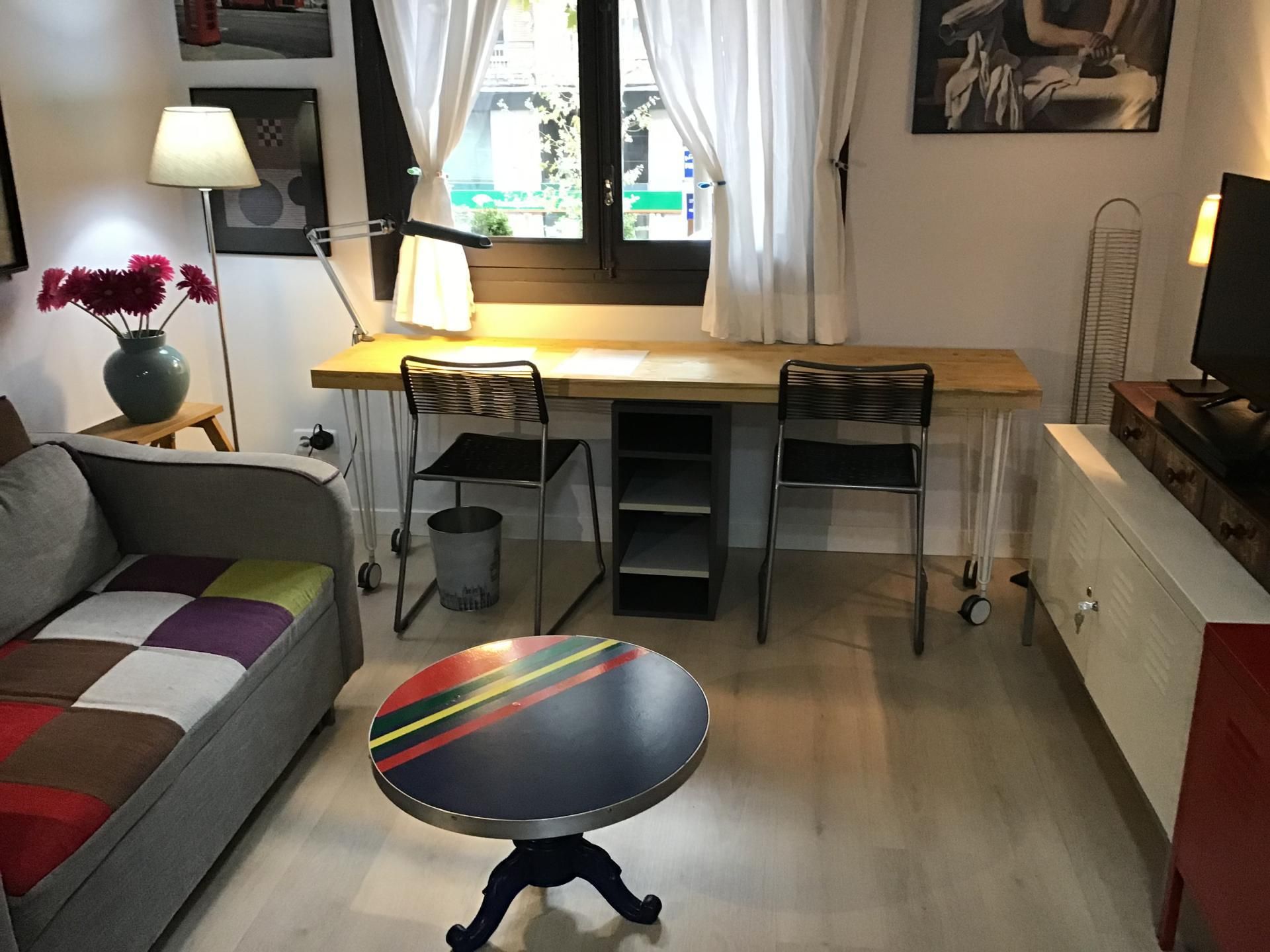 Living room of Flat to rent in  Madrid Capital  with Heating and Furnished