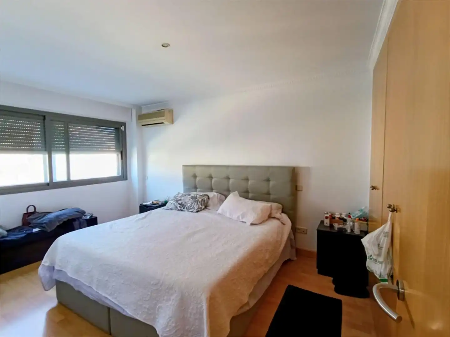 Piso en venta en Paseo de los Cerezos, 17, Hispanoamérica - Bernabéu Habitación de Piso en venta en Madrid con Aire acondicionado, Calefacción y Jardín privado