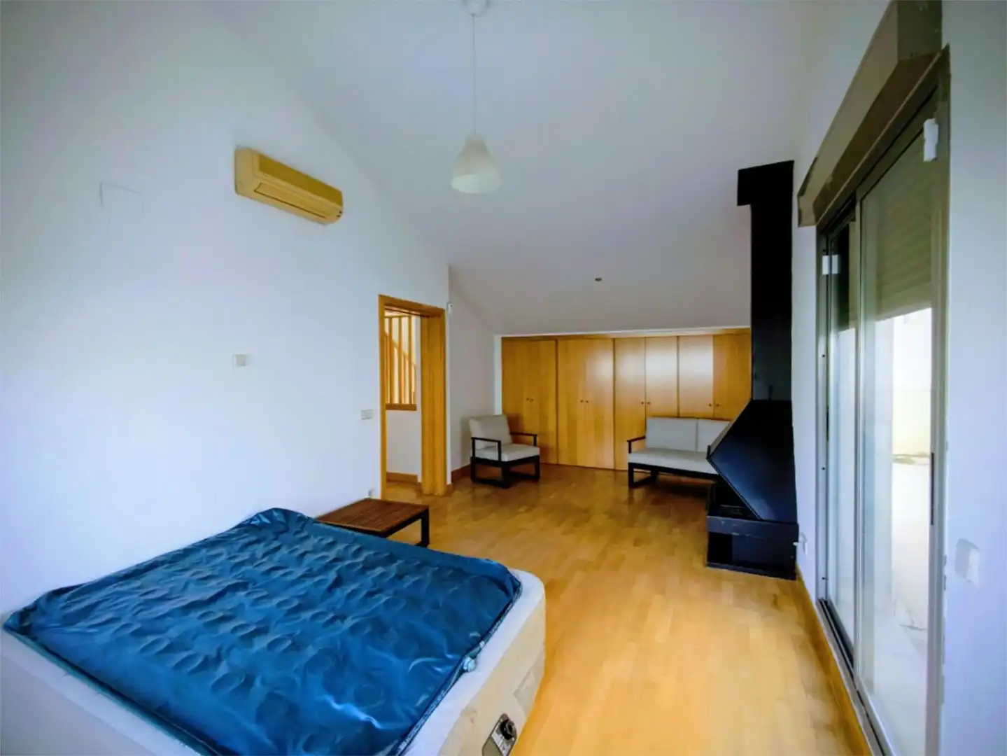 Piso en venta en Paseo de los Cerezos, 17, Hispanoamérica - Bernabéu Habitación de Piso en venta en Madrid con Aire acondicionado, Calefacción y Jardín privado