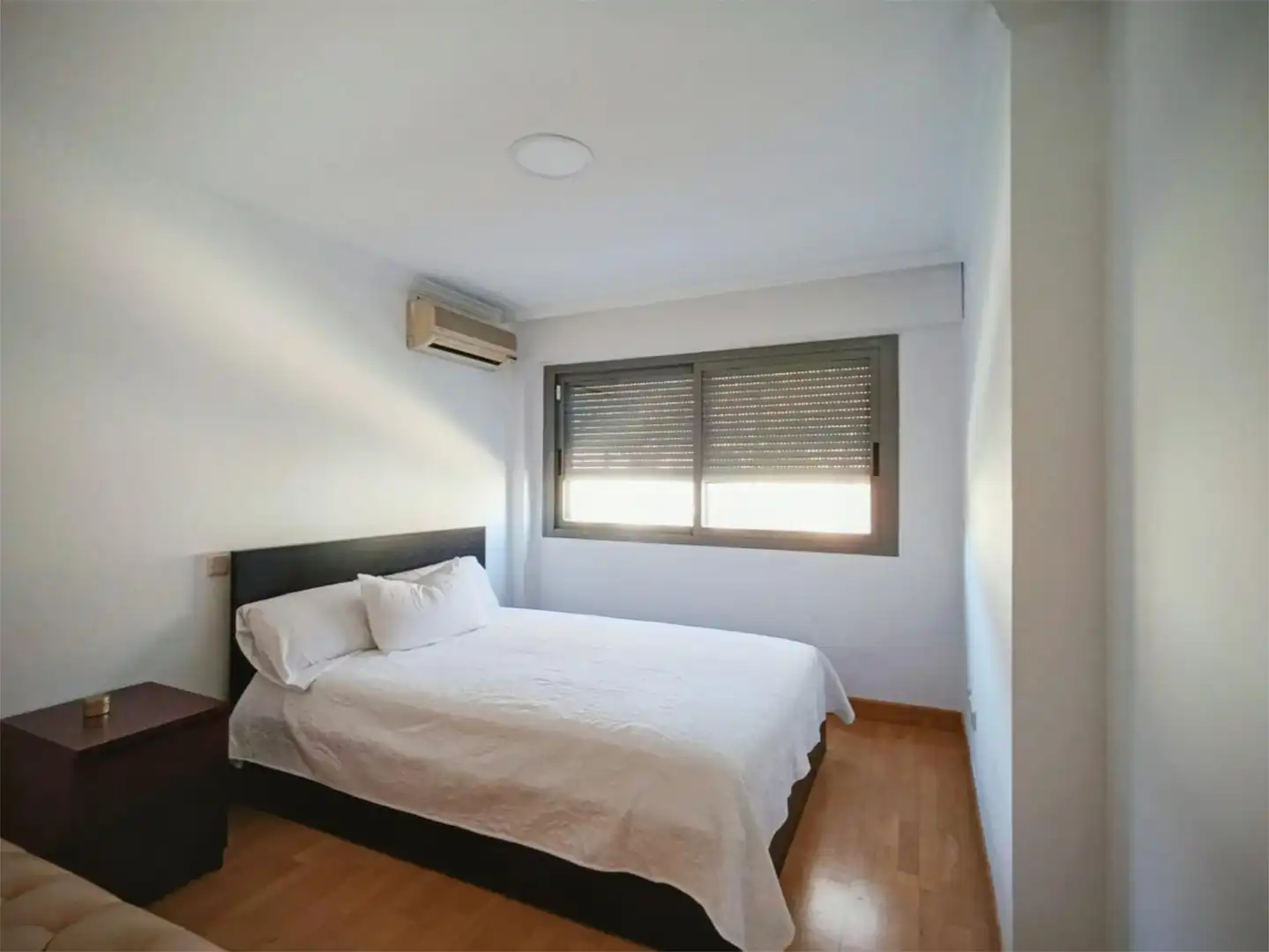 Piso en venta en Paseo de los Cerezos, 17, Hispanoamérica - Bernabéu Habitación de Piso en venta en Madrid con Aire acondicionado, Calefacción y Jardín privado