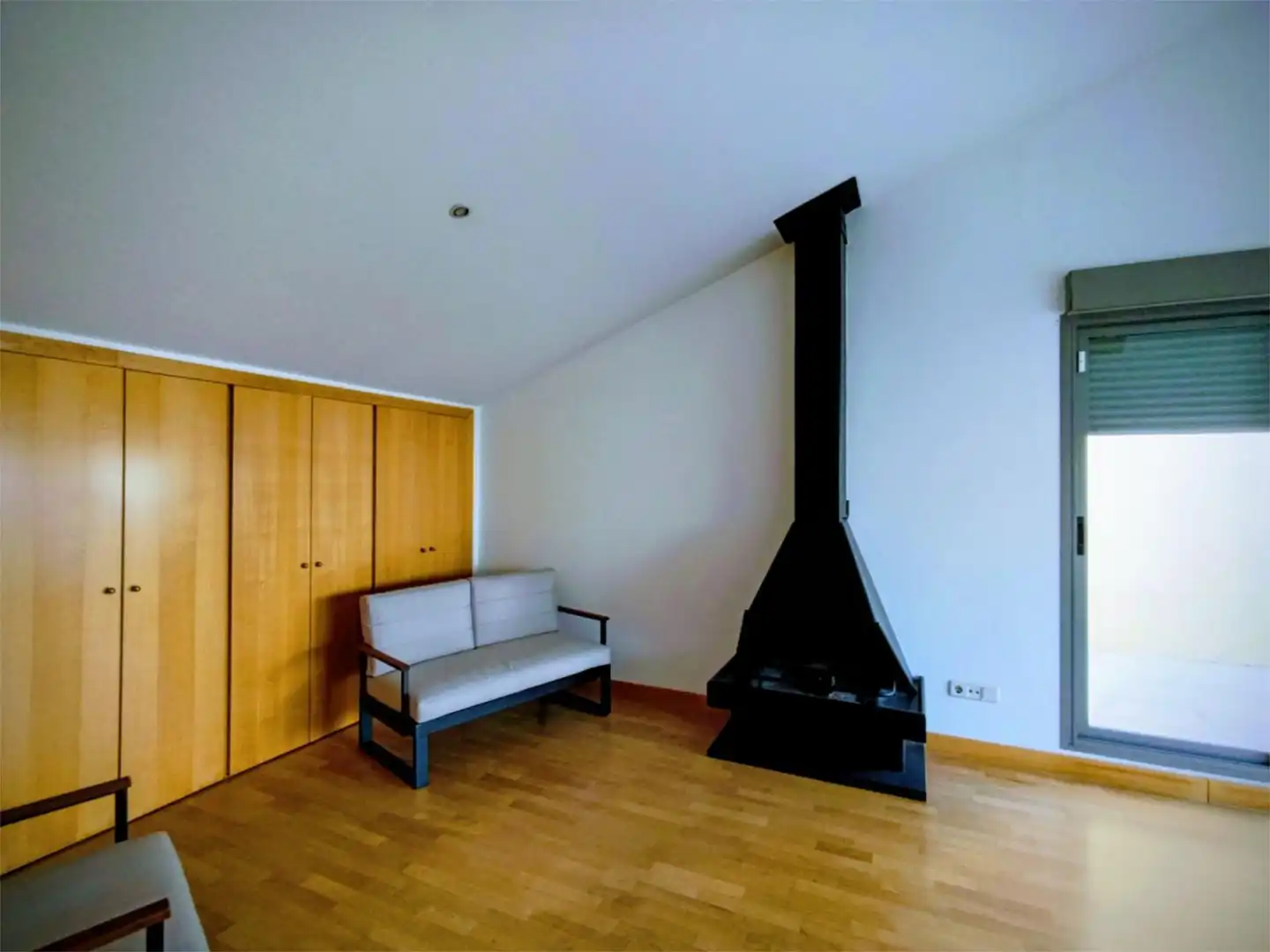 Piso en venta en Paseo de los Cerezos, 17, Hispanoamérica - Bernabéu Sala de estar de Piso en venta en Madrid con Aire acondicionado, Calefacción y Jardín privado
