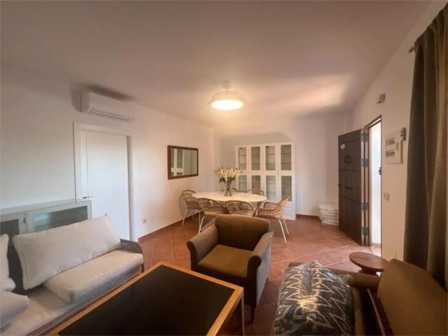 Sala de estar de Casa adosada en venta en Ronda con Calefacción, Jardín privado y Terraza