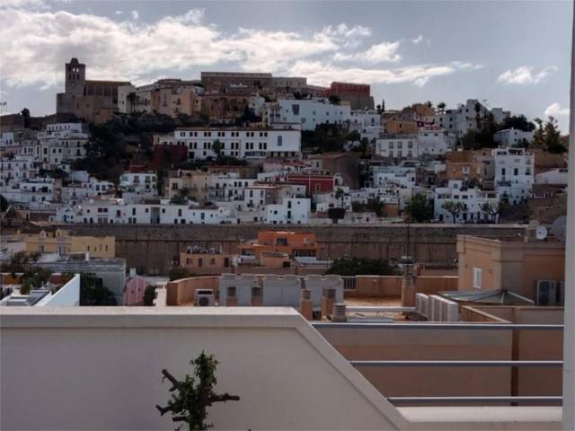 Piso en Venta en Avinguda de Bartomeu de Roselló, 5 en S'Eixample - Can Misses