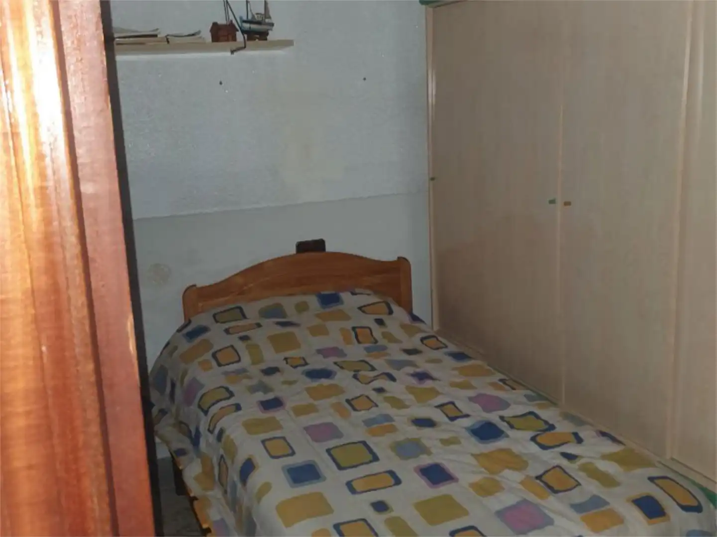 Casa adosada en venta en Calle Mayor, 21, Beniel Habitación de Casa adosada en venta en Beniel con Amueblado
