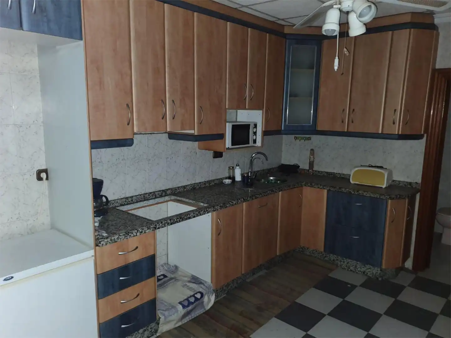 Casa adosada en venta en Calle Mayor, 21, Beniel Cocina de Casa adosada en venta en Beniel con Amueblado