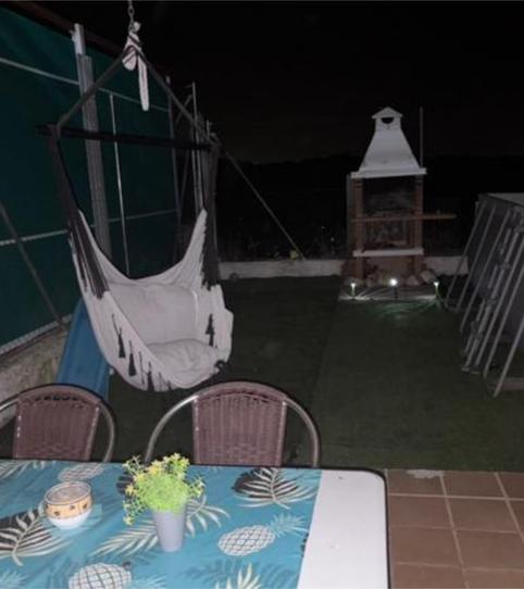 Foto 2 de Casa adosada en venta en Horche, Guadalajara