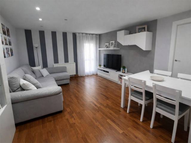 Piso en Venta en Calle de la Fragua, 3 en Tielmes