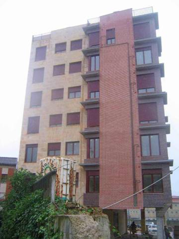 Trastero en Venta en Calle Poetas Gamoneda, 8 en Ciudad Naranco - Prados de La Fuente