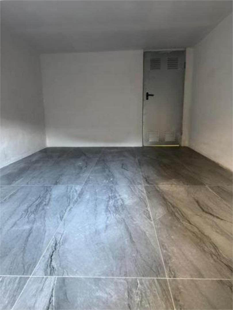 Box room to rent in  Sevilla Capital