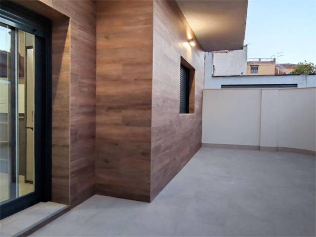 Piso en Alquiler en Calle Cruces, 9 en Parque de la Ermita