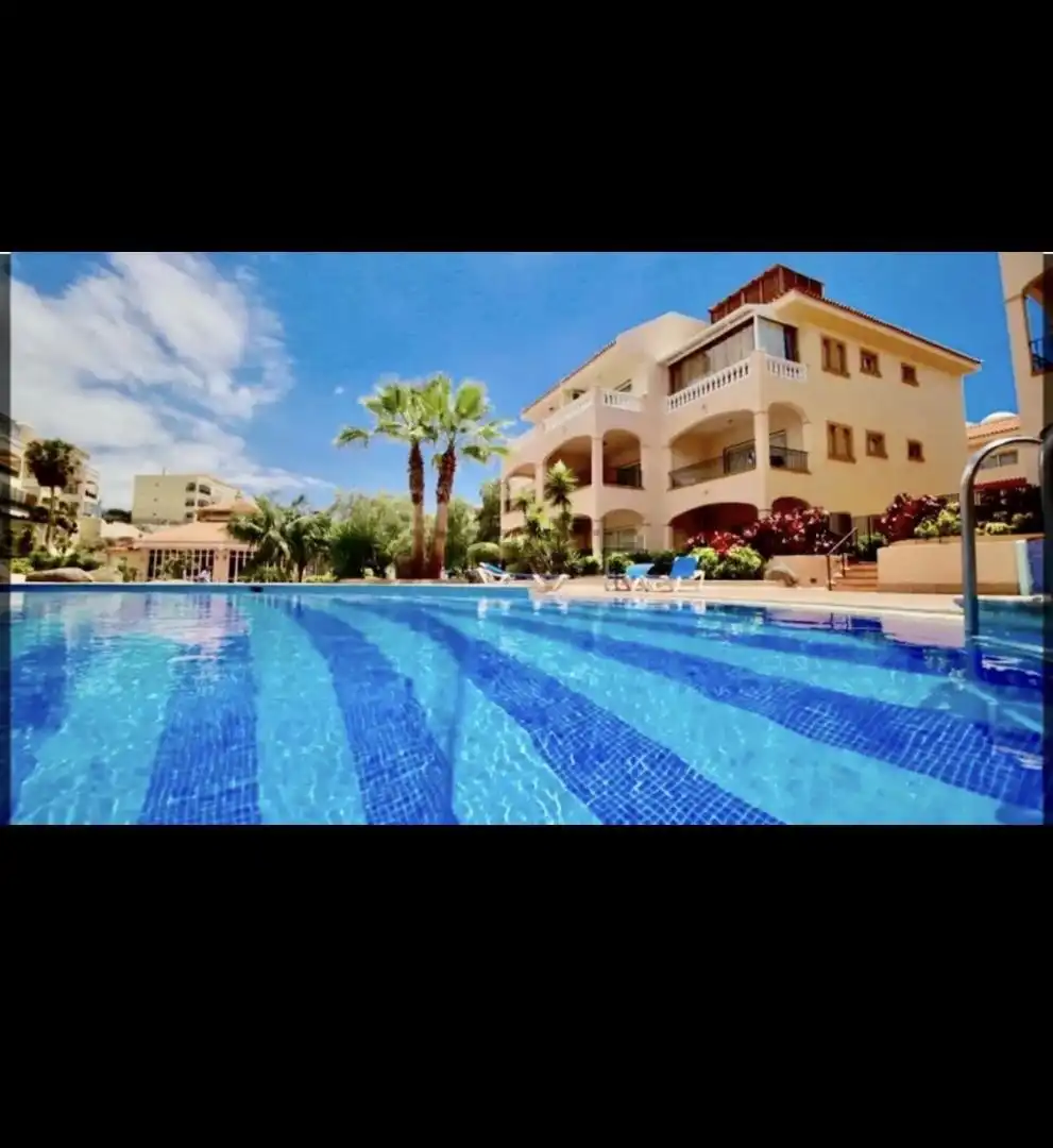 Apartamento en venta en Avenida J.m. Galván Bello, 134, Golf del Sur - Amarilla Golf Piscina de Apartamento en venta en San Miguel de Abona con Terraza, Piscina y Balcón