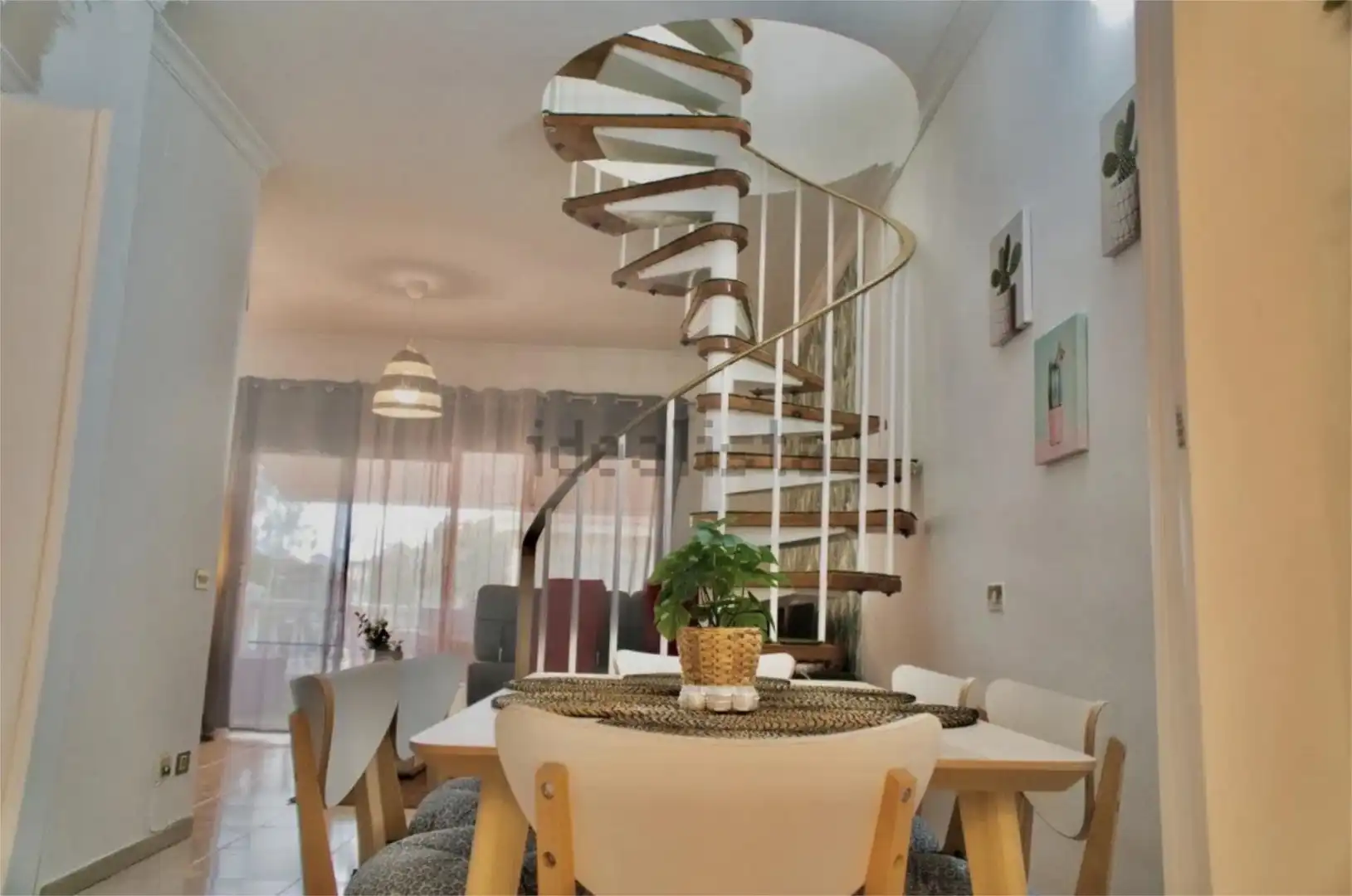 Apartamento en venta en Avenida J.m. Galván Bello, 134, Golf del Sur - Amarilla Golf Comedor de Apartamento en venta en San Miguel de Abona con Terraza, Piscina y Balcón