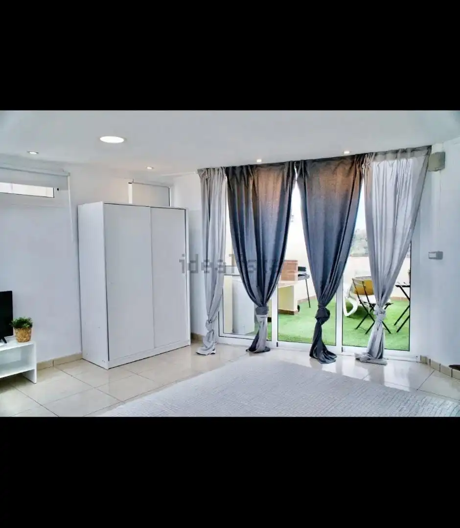 Apartamento en venta en Avenida J.m. Galván Bello, 134, Golf del Sur - Amarilla Golf Habitación de Apartamento en venta en San Miguel de Abona con Terraza, Piscina y Balcón