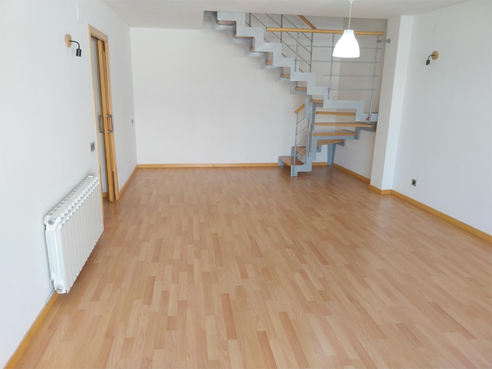 Flat to rent in Calaf  with Heating and Parquet flooring