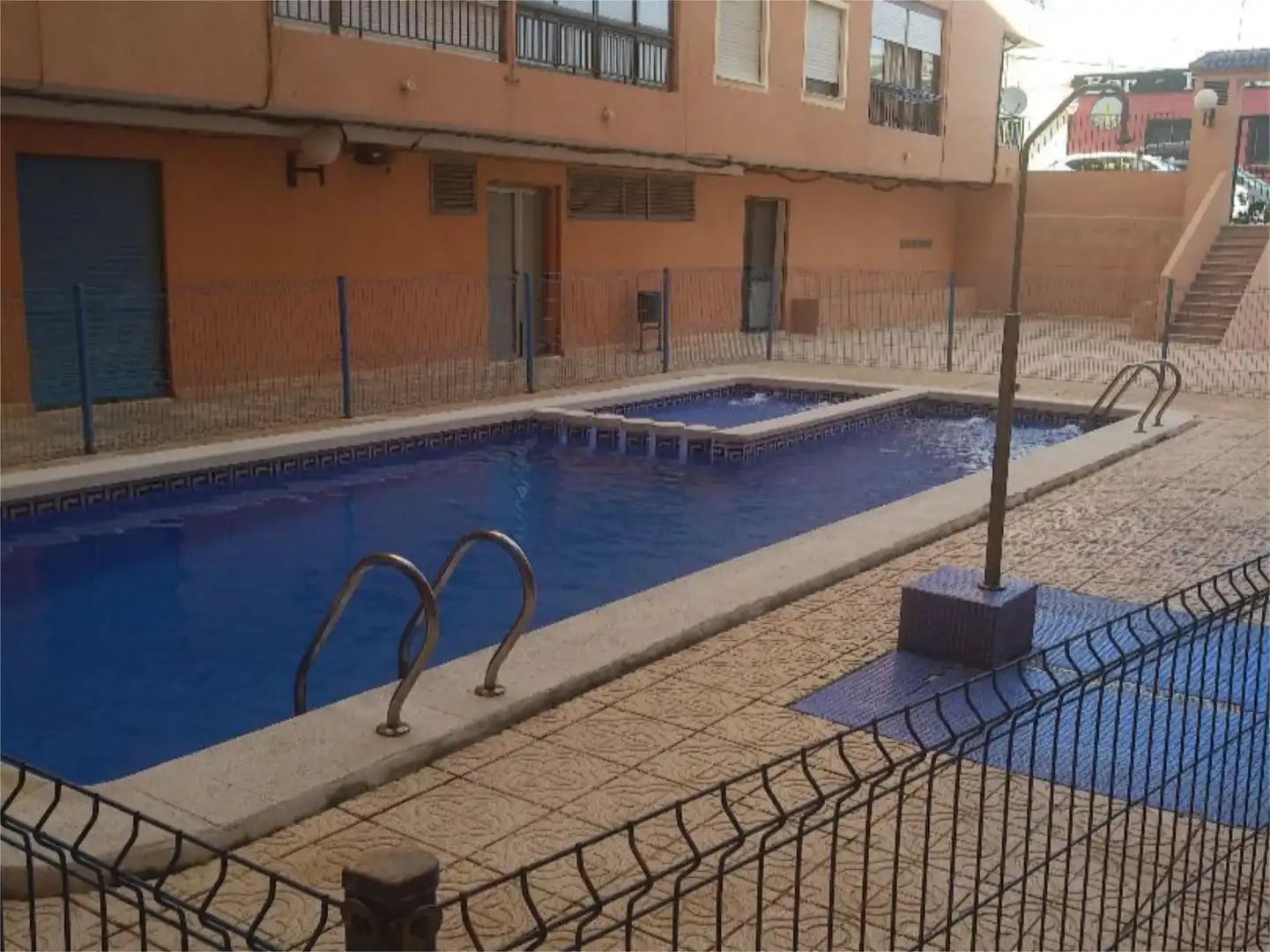 Piso en venta en Calle Joven Pura, 10, Antonio Machado Piscina de Piso en venta en Torrevieja con Calefacción, Piscina y Amueblado