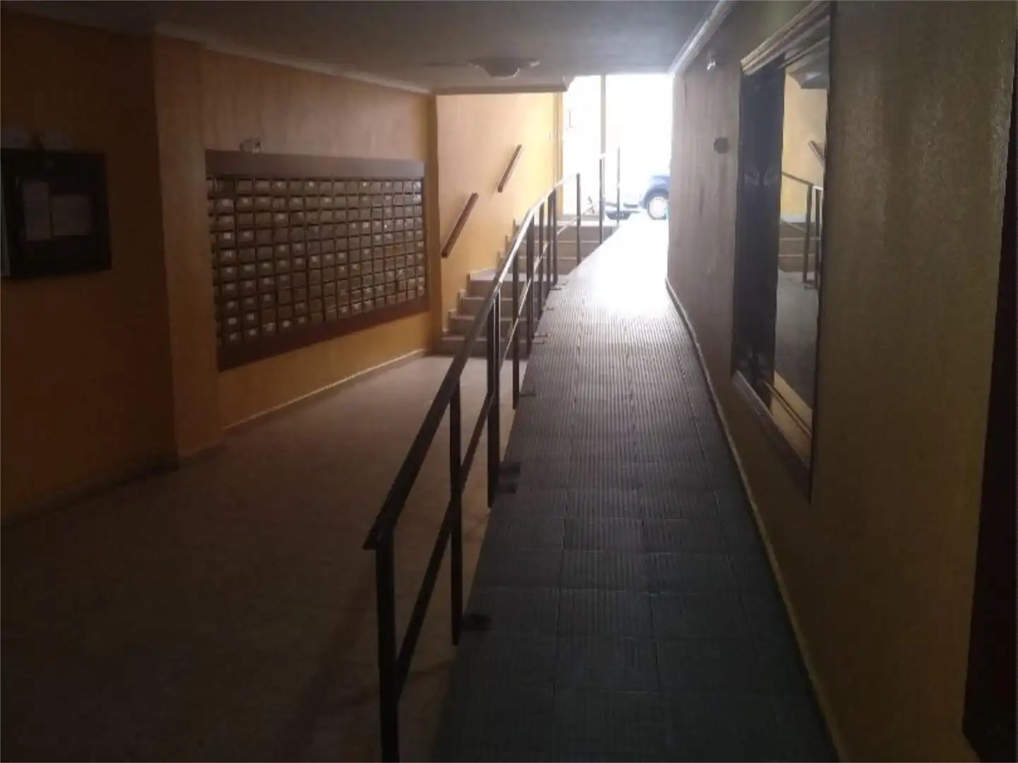 Piso en venta en Calle Joven Pura, 10, Antonio Machado Piso en venta en Torrevieja con Calefacción, Piscina y Amueblado