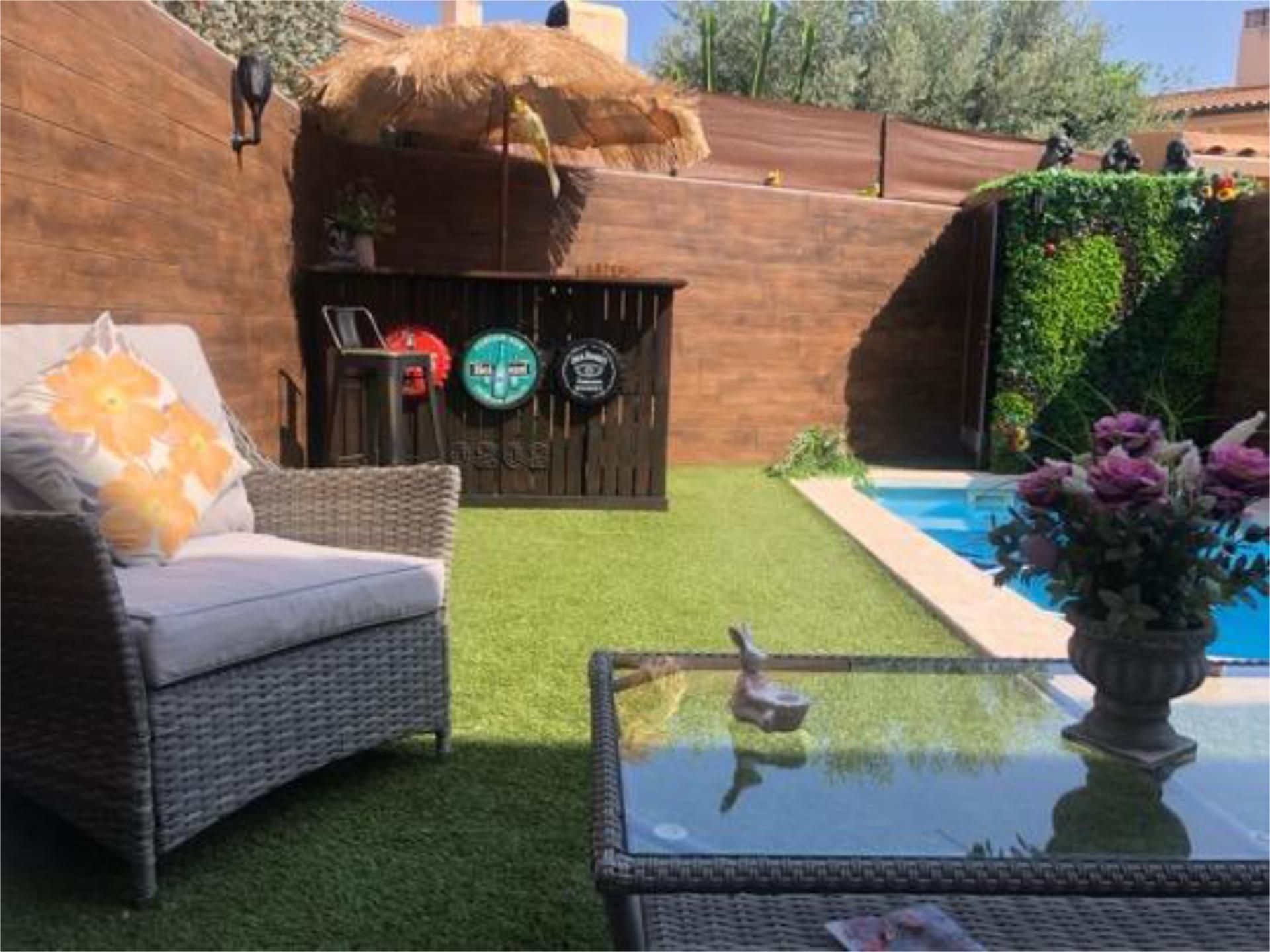 House or chalet for sale in Casco Antiguo - Darremur Garden of House or chalet for sale in Almazora / Almassora with Heating, Terrace and Swimming Pool