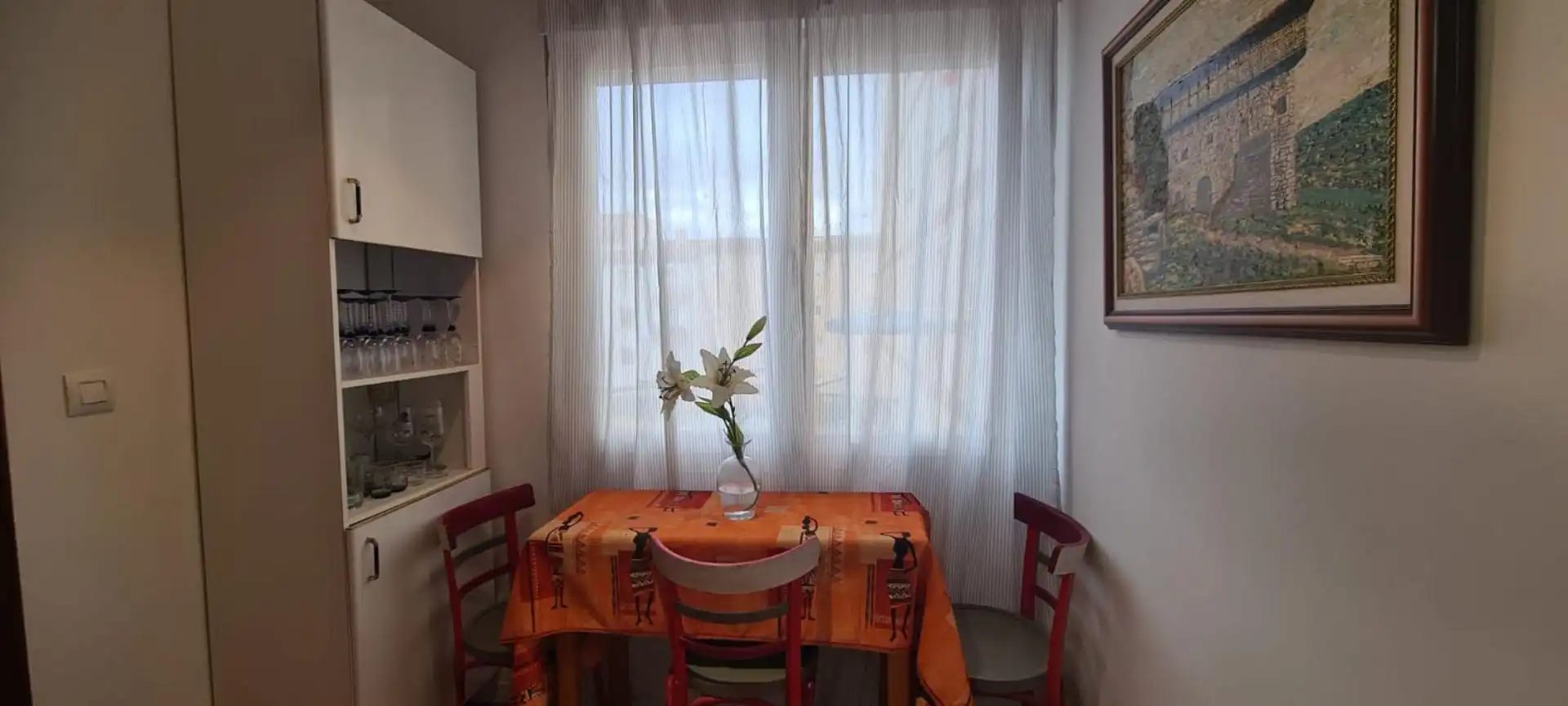 Piso en venta en Calle Francisco Cantera, 13, Centro Comedor de Piso en venta en Miranda de Ebro con Calefacción, Parquet y Amueblado