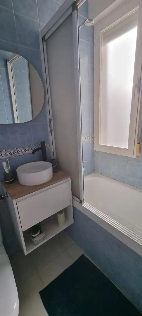 Piso en venta en Calle Francisco Cantera, 13, Centro Baño de Piso en venta en Miranda de Ebro con Calefacción, Parquet y Amueblado