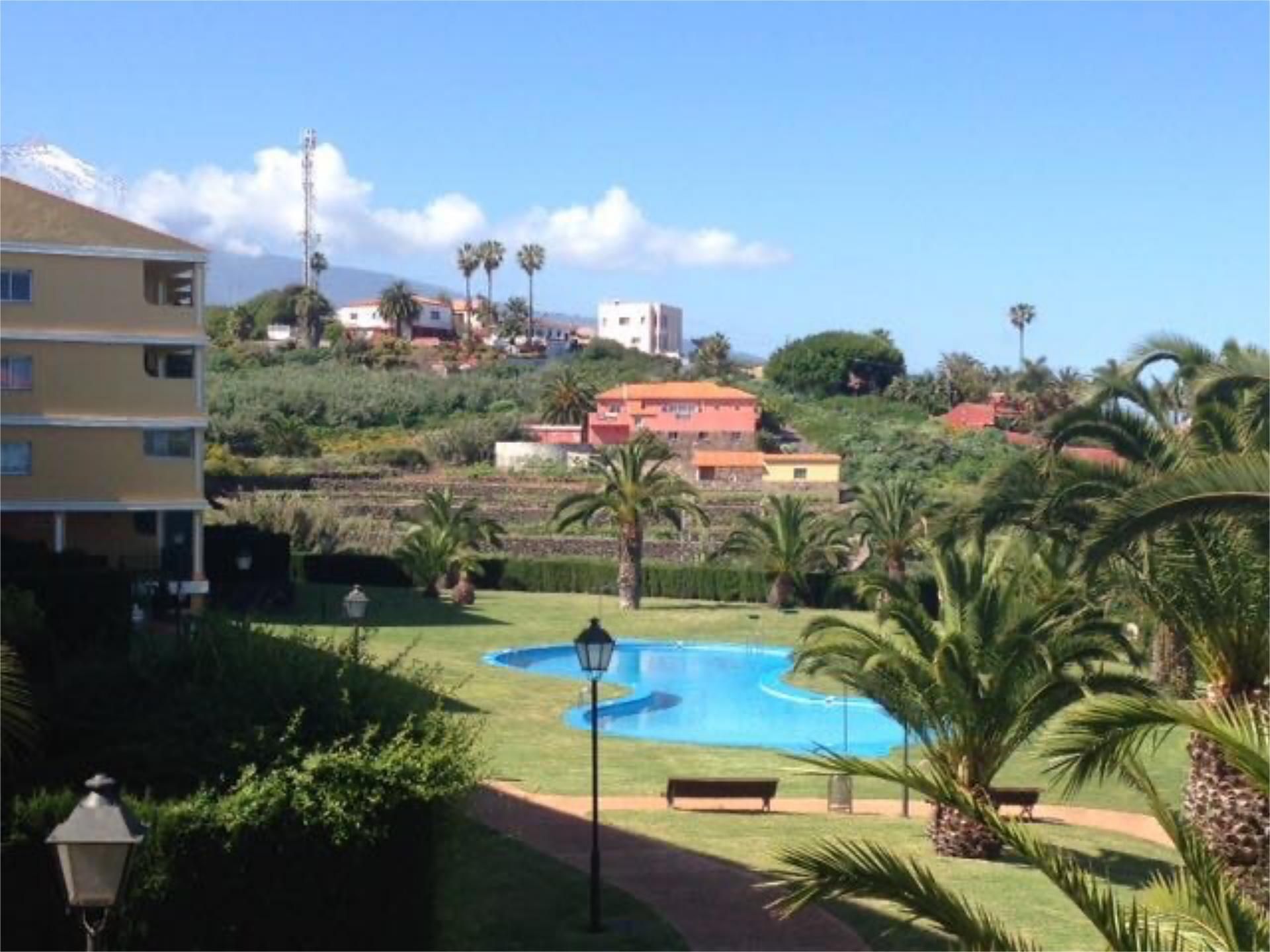 Jardí de Pis de lloguer en Santa Úrsula amb Terrassa, Piscina i Moblat