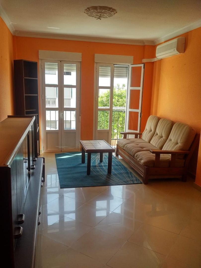 Living room of Flat for sale in La Palma del Condado  with Air Conditioner and Balcony