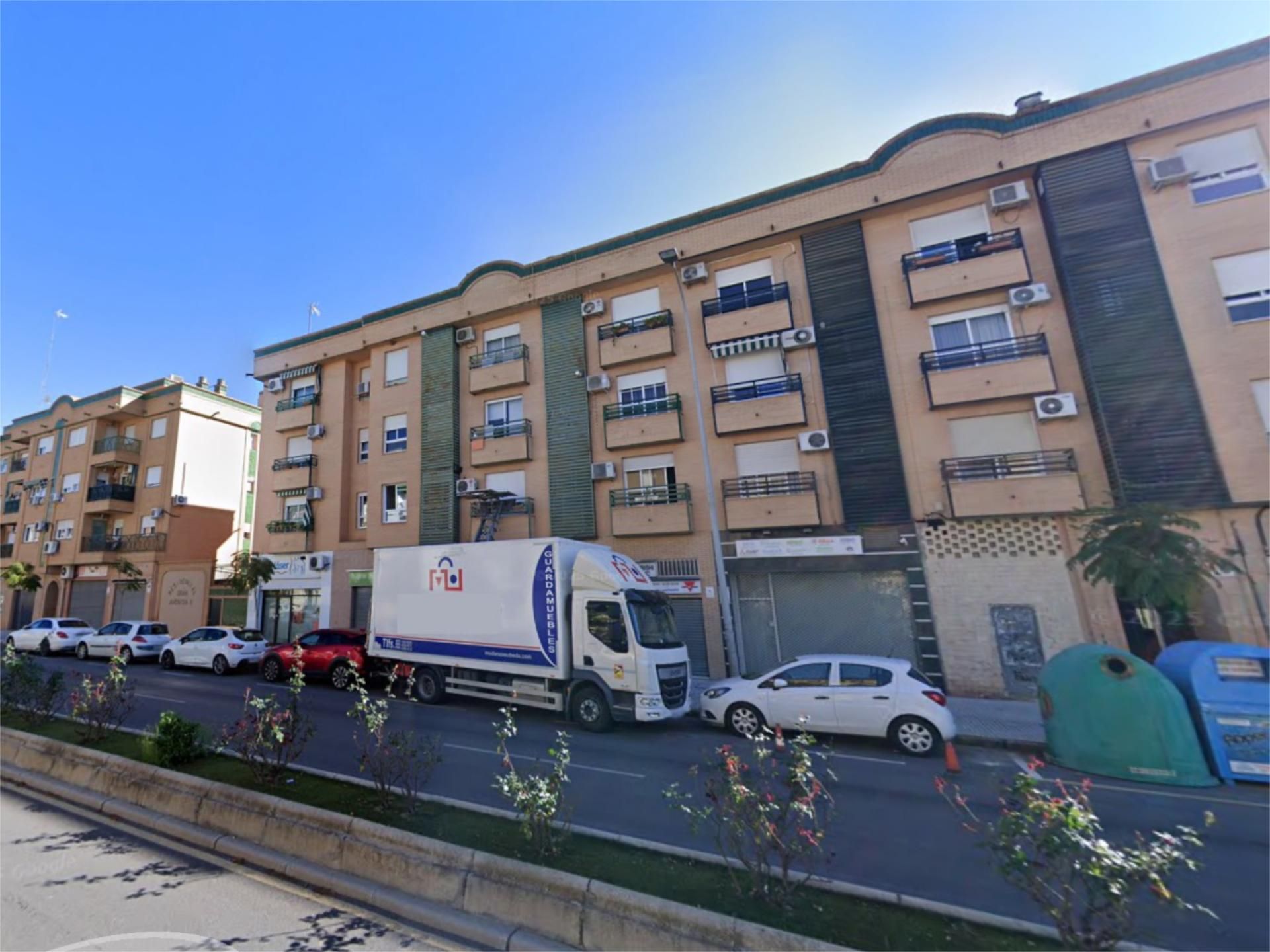 Flat for sale in Avenida de Andalucía, 41, Zona Hospital Exterior view of Flat for sale in Linares with Air Conditioner, Heating and Swimming Pool