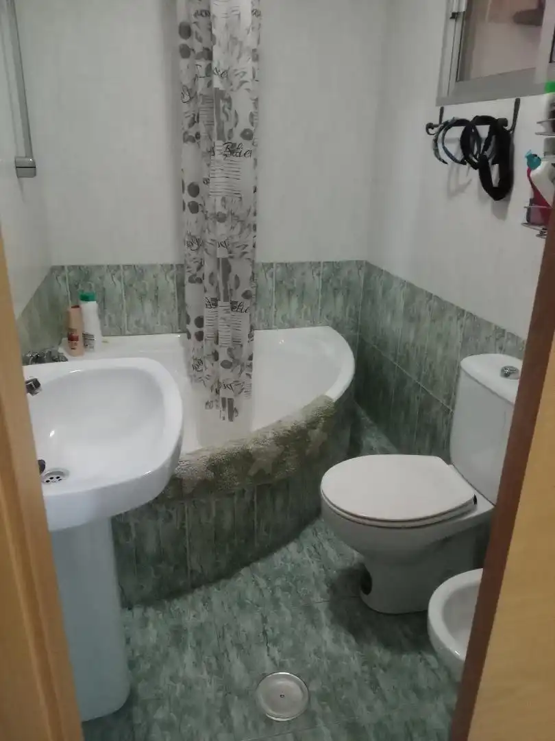 Piso en venta en Calle Escritor Salvador Frutos Hidalgo, 9, Alcantarilla Baño de Piso en venta en Alcantarilla con Terraza, Trastero y Horno
