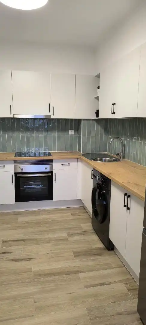 Wohnung zum Verkauf in Casas Novas, 22, La Seca - Los Salgueriños Küche von Wohnung zum Verkauf in Pontevedra Capital mit Balkon