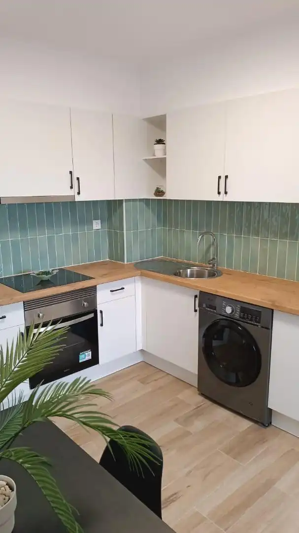 Wohnung zum Verkauf in Casas Novas, 22, La Seca - Los Salgueriños Küche von Wohnung zum Verkauf in Pontevedra Capital mit Balkon