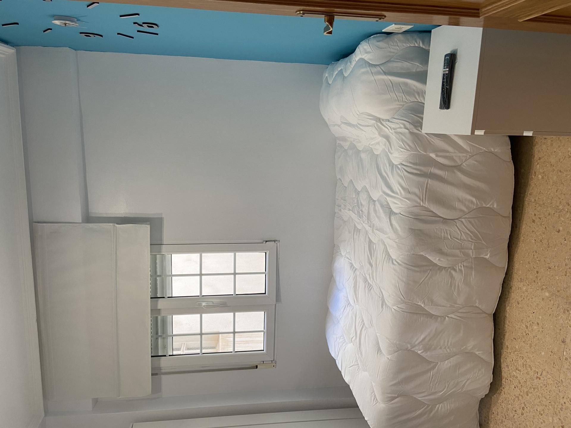 Dormitori de Pis per a compartir en  Valencia Capital amb Terrassa, Traster i Moblat