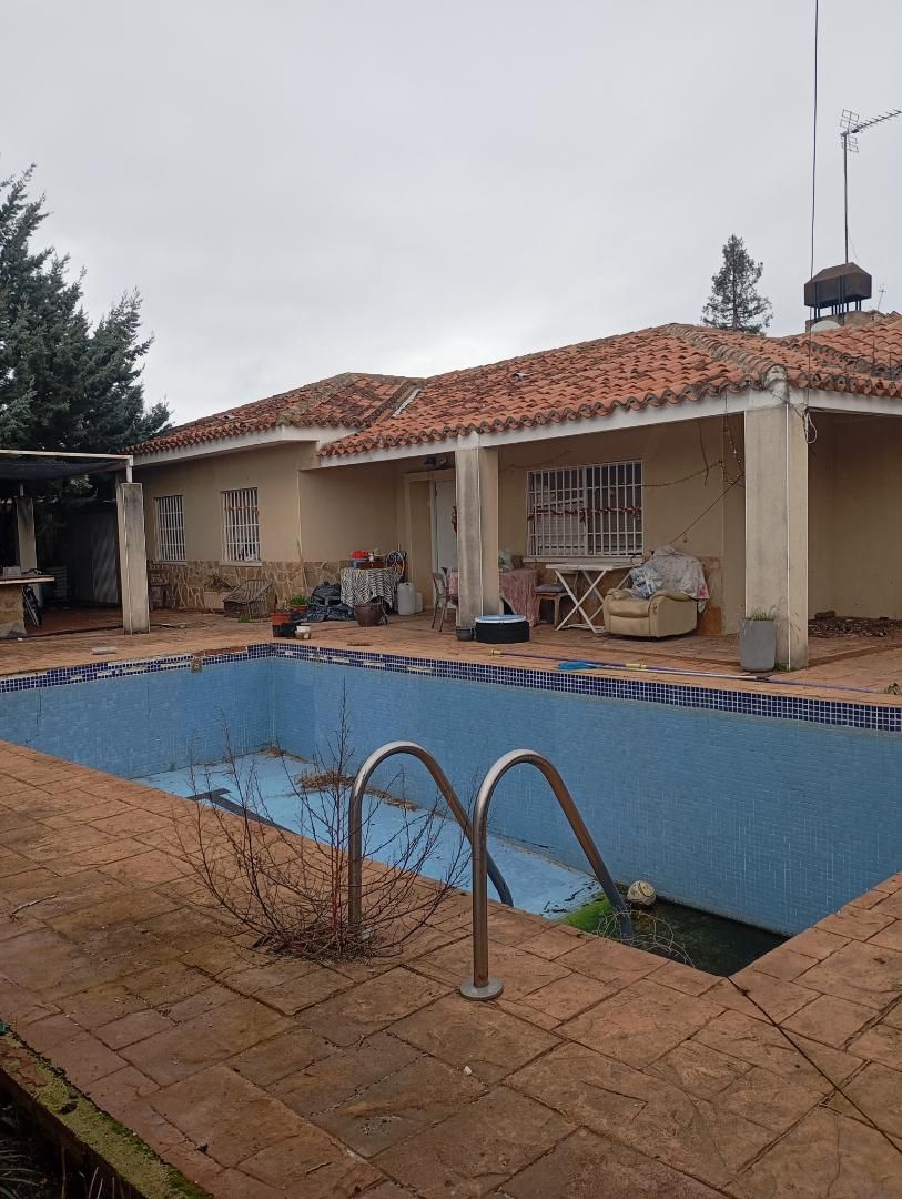 Piscina de Casa o chalet en venta en Sevilla la Nueva con Aire acondicionado, Terraza y Piscina