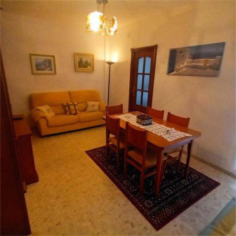 Piso en Alquiler en Fernán-Núñez