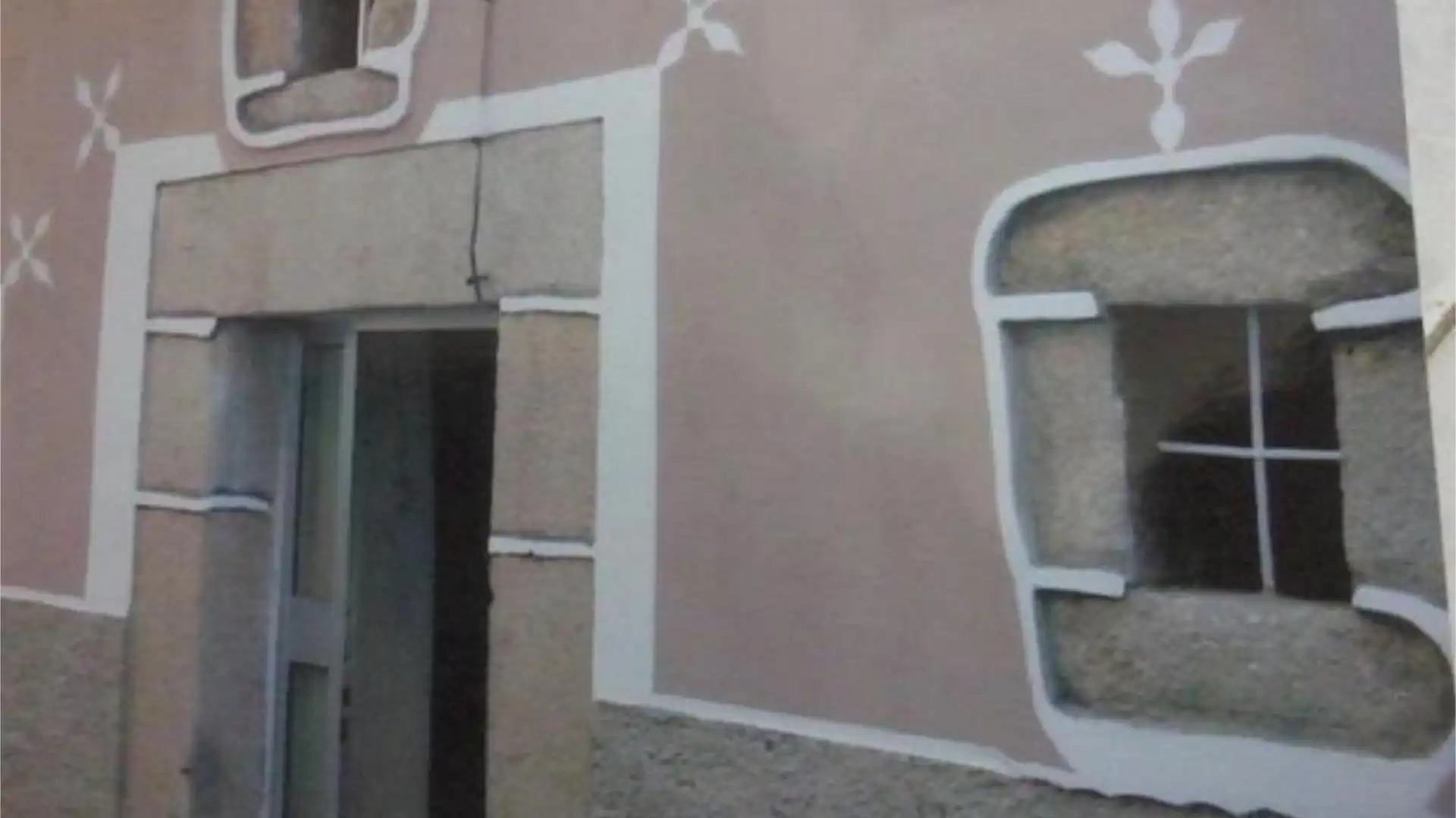 Vista exterior de Casa o xalet en venda en Casas del Castañar amb Moblat