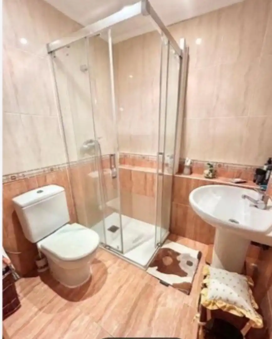 Flat for sale in Amaia Plaza, 7, Zumaia Bathroom of Flat for sale in Zumaia with Heating, Furnished and Oven