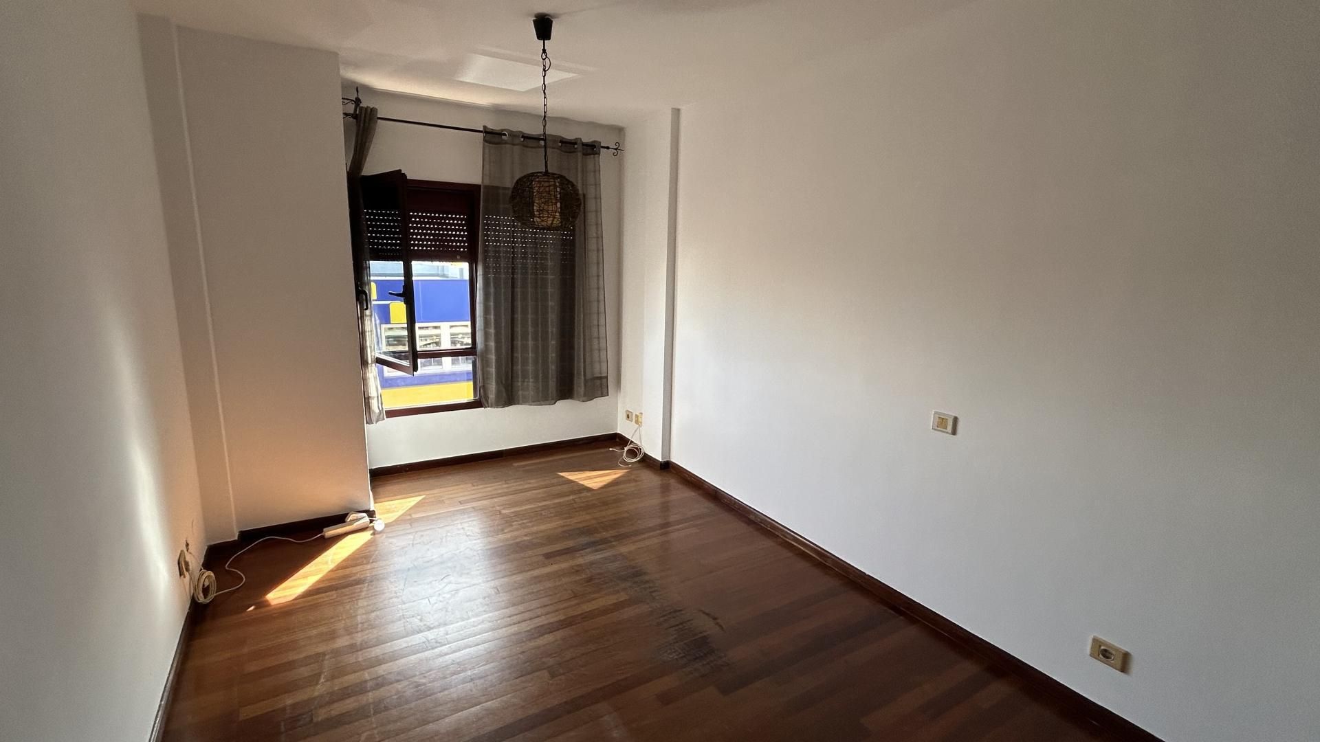 Bedroom of Flat for sale in Santa Lucía de Tirajana  with Air Conditioner and Terrace